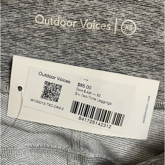 NWT Outdoor Voices Dove & Ash 3/4 Two Tone Leggings Size XS Grey - Picture 6 of 9